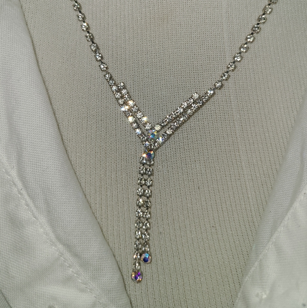 💎 4/$20 Rhinestone necklace - Picture 2 of 3